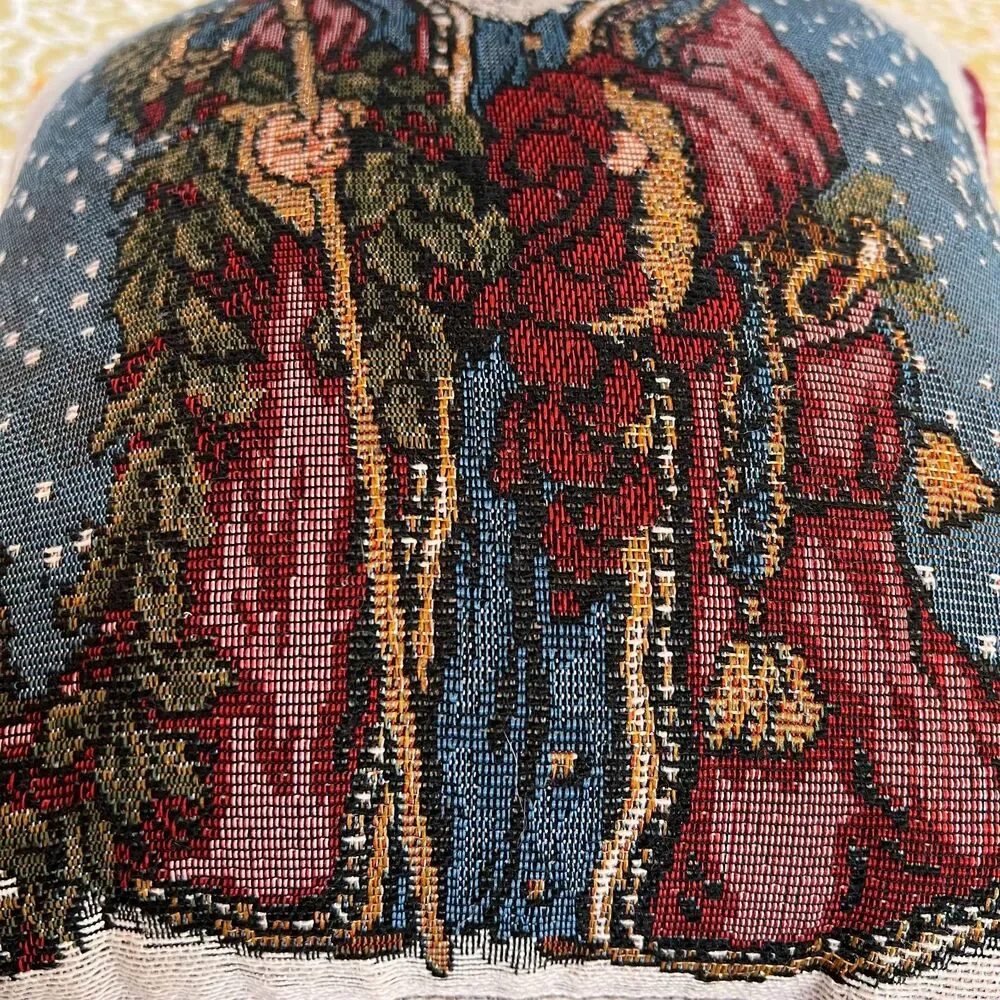 Vintage Old World Santa Claus Accent Pillow by Portofino Needlepoint 12